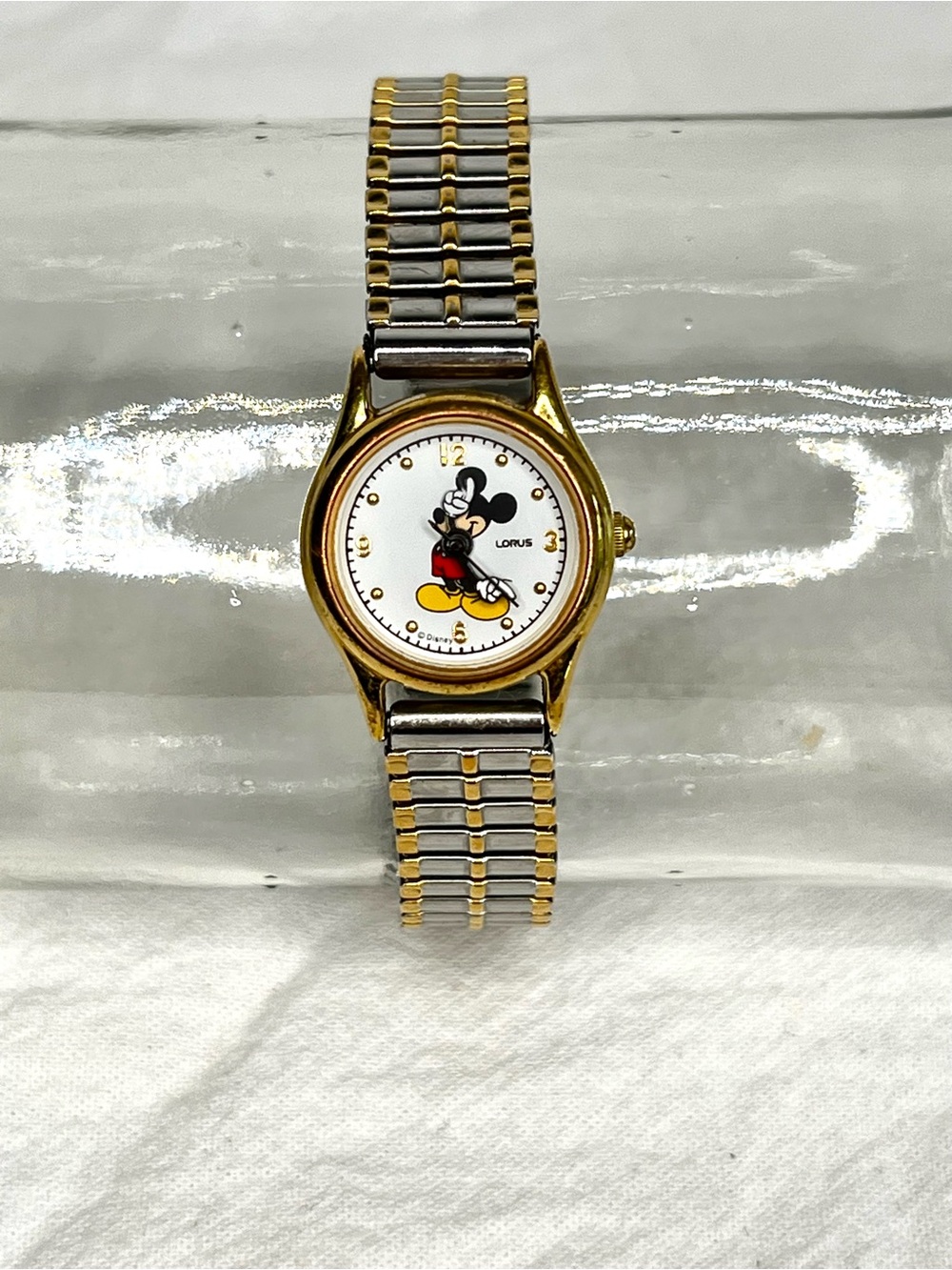 🐭 Vintage Lorus Disney Mickey Mouse Women’s Watch | Gold & Silver Stretch Band✨